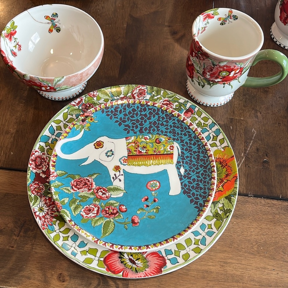 World Market Elephant Nomad Dining Set